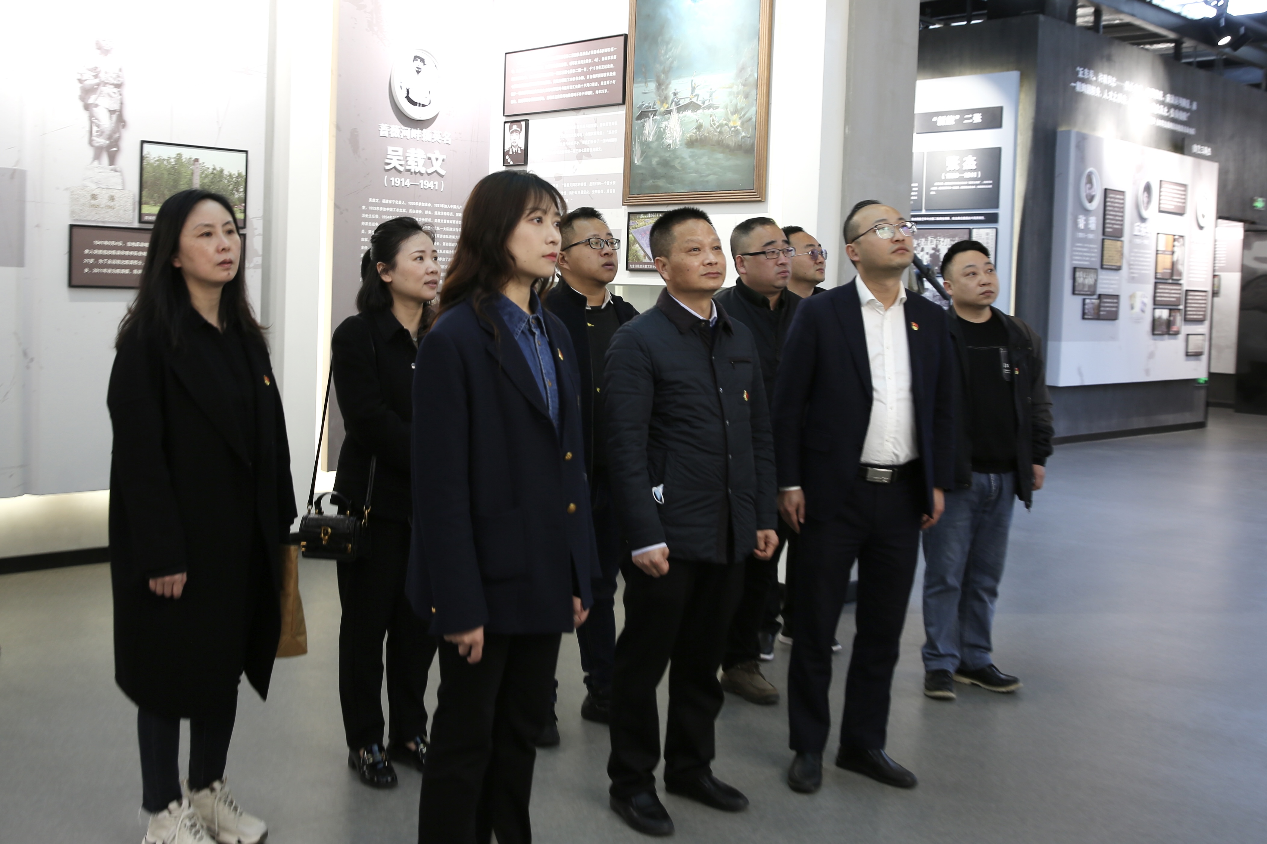 追尋紅色記憶，緬懷革命先烈.jpg