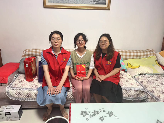 正在上傳...